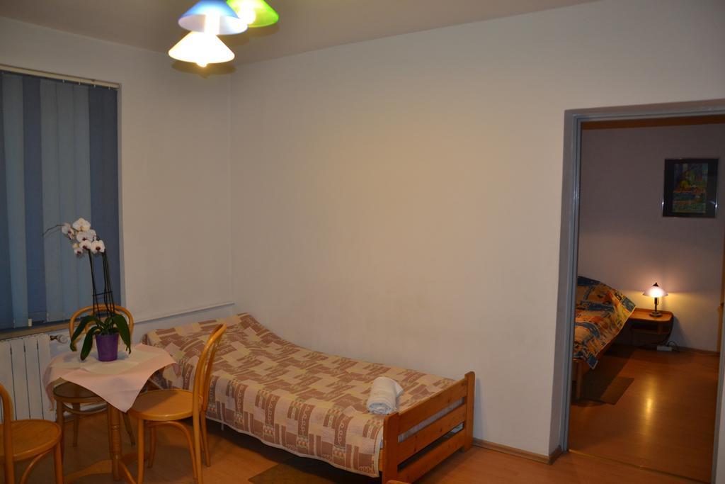 Hotel Monttis Sucha Beskidzka Phòng bức ảnh