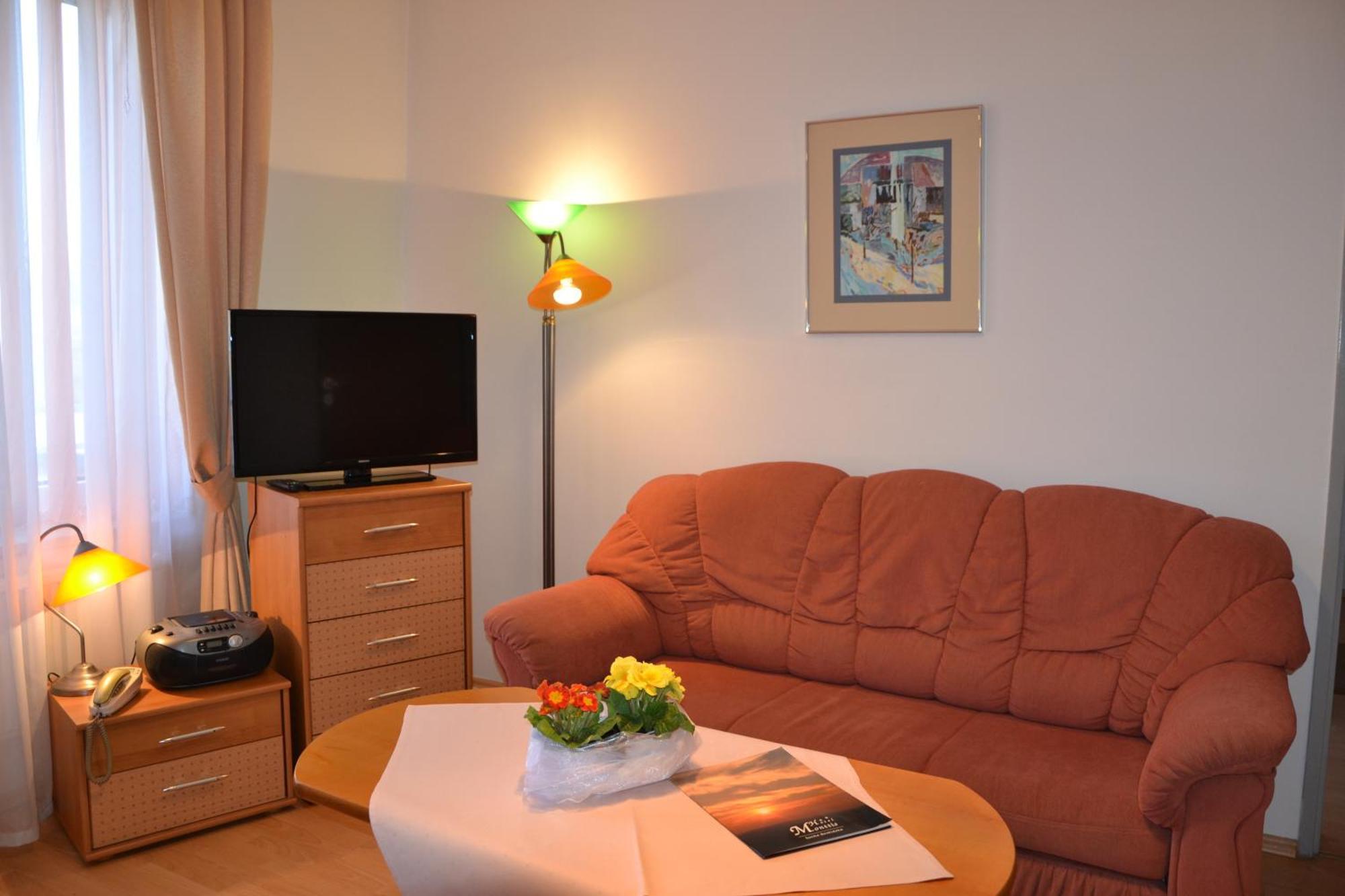 Hotel Monttis Sucha Beskidzka Phòng bức ảnh
